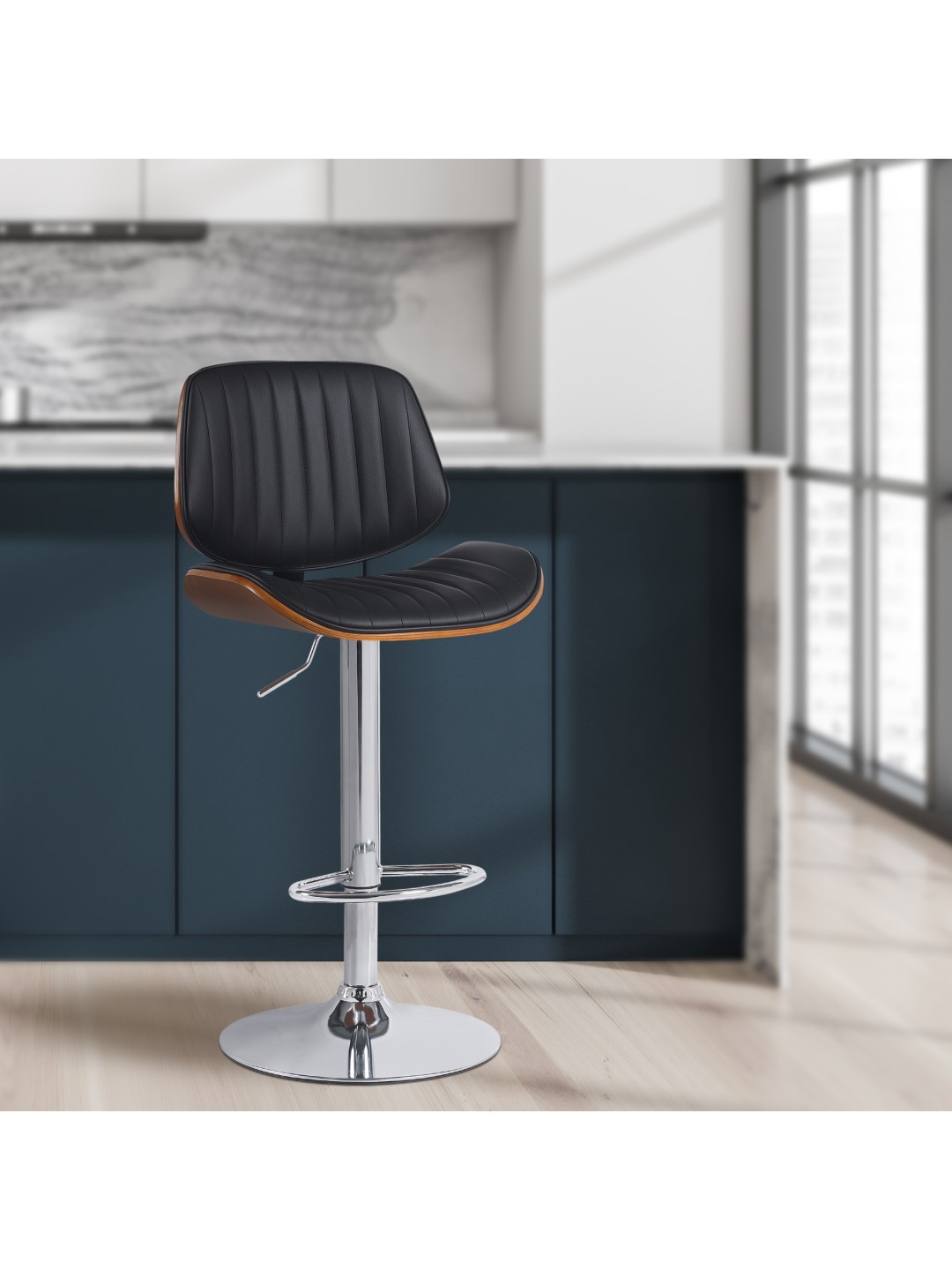Taburete de bar Clawson piel sintética cromado, nogal/negro