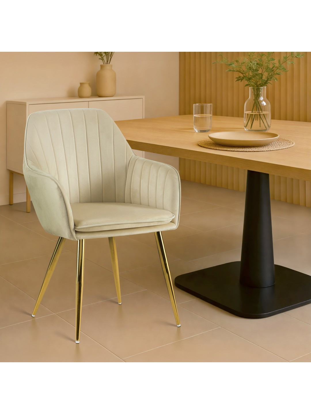 Silla de comedor Cheryl terciopelo dorado, crema